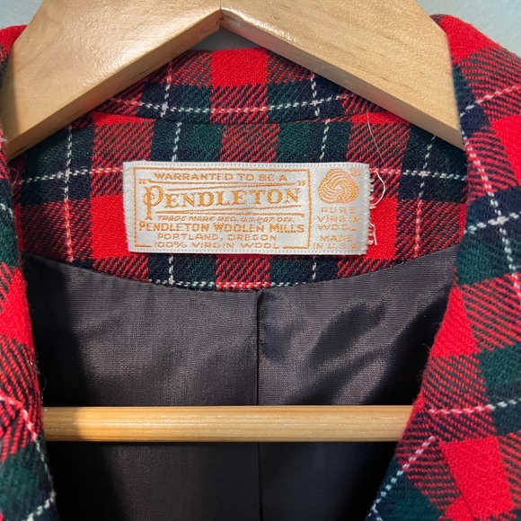 Vintage Holiday Plaid Wool Pendleton Blazer - Picture 5 of 6